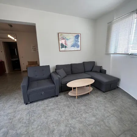 Ammos Family Apartment *