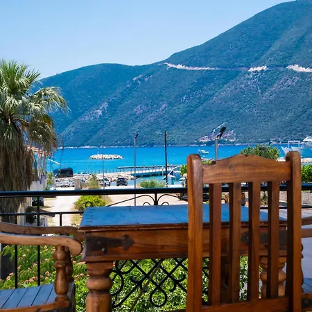 Ammos Family & Vasiliki (Lefkada)