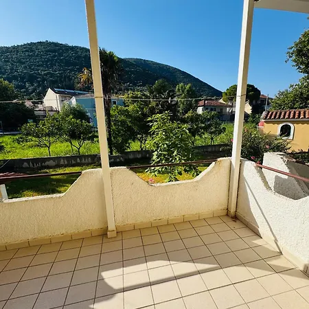 Ammos Family & Apartment Vasiliki (Lefkada)